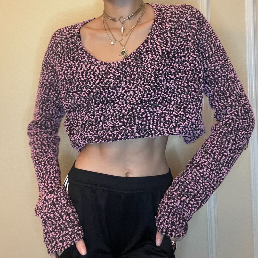 Black Pink Cropped Sweater